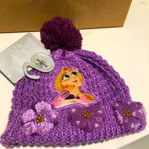 Disney Princess Rapunzel bennie pompom size 7-10 years old